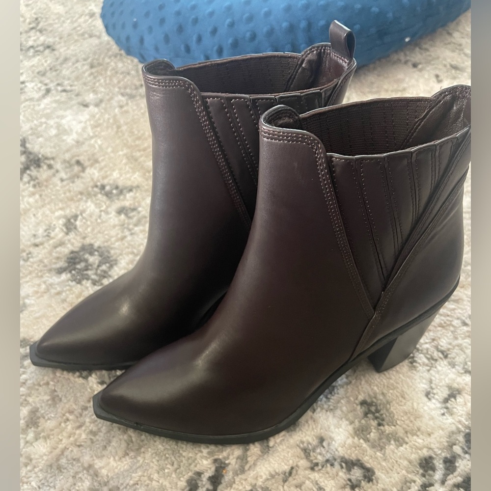 Ankle booties
